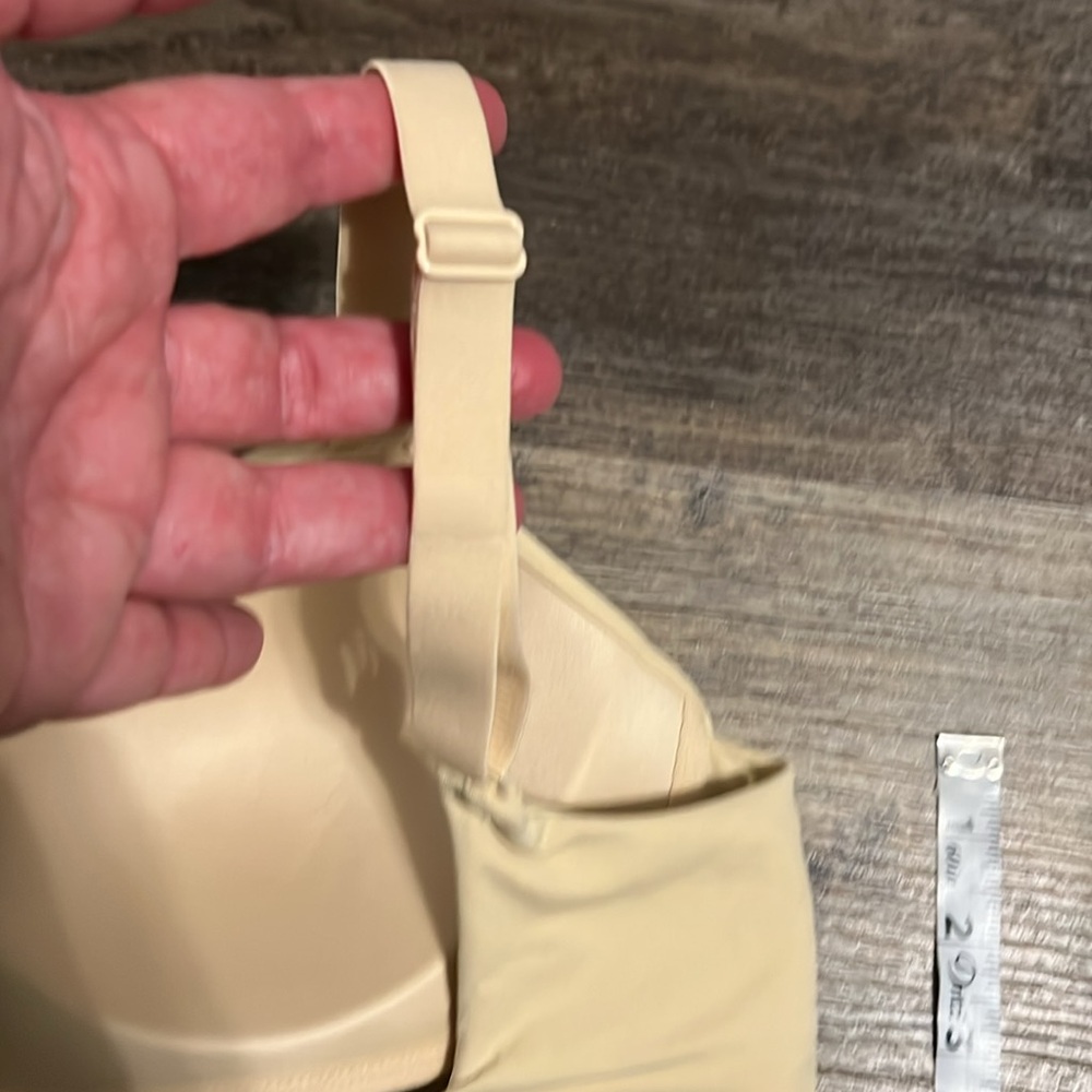 Truekind Supportive Comfort Wireless Padded Shaping Beige Bra NWT Small - Picture 11 of 12